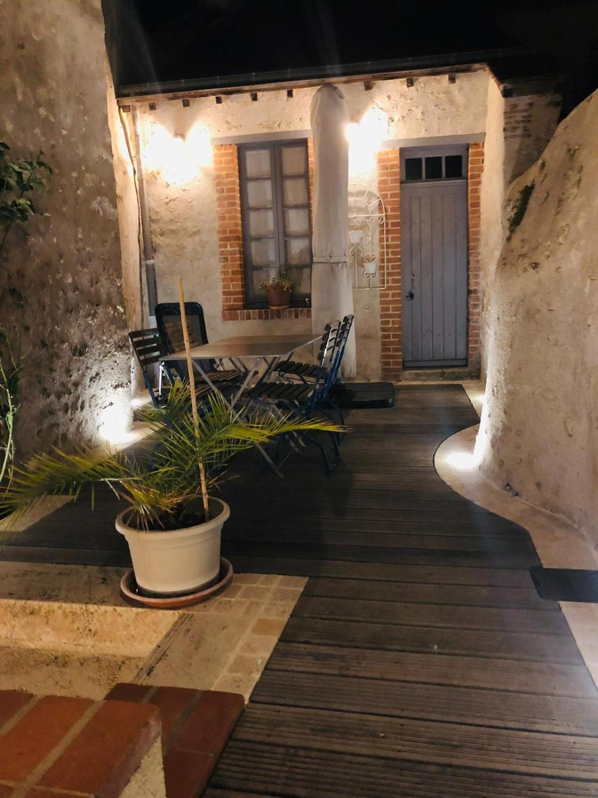Apartment L'octroi, Maison Au Coeur De St Dye Sur Loire